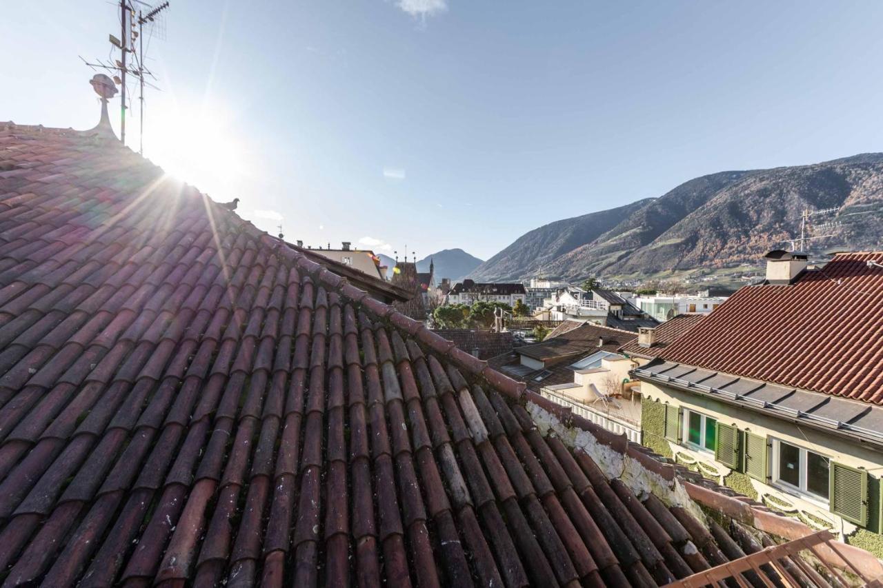 Stay Cooper L Guesthouse Zum Loewen Merano Exterior photo