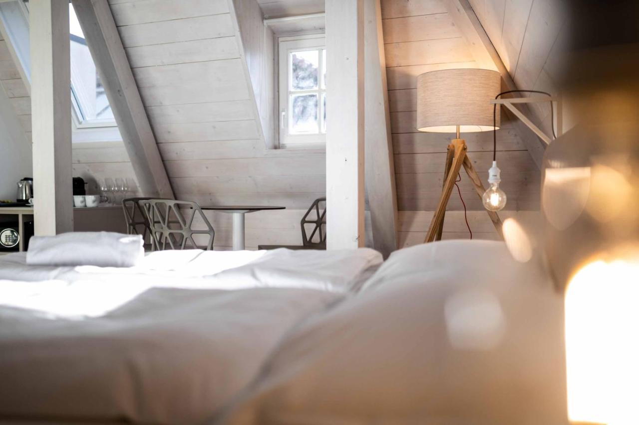 Stay Cooper L Guesthouse Zum Loewen Merano Exterior photo