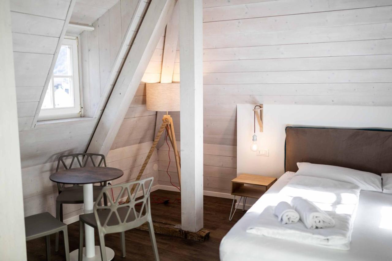 Stay Cooper L Guesthouse Zum Loewen Merano Exterior photo