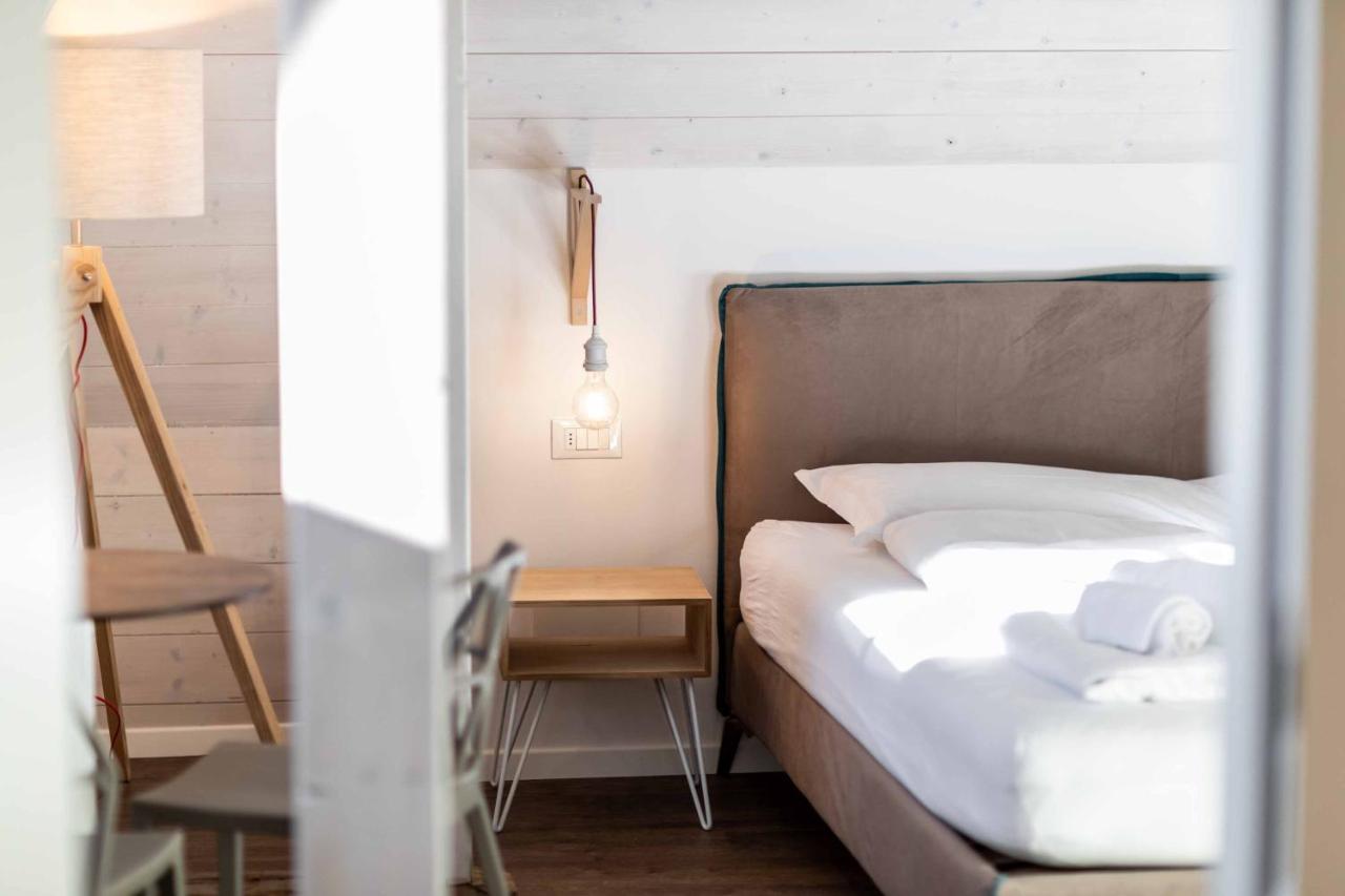 Stay Cooper L Guesthouse Zum Loewen Merano Exterior photo