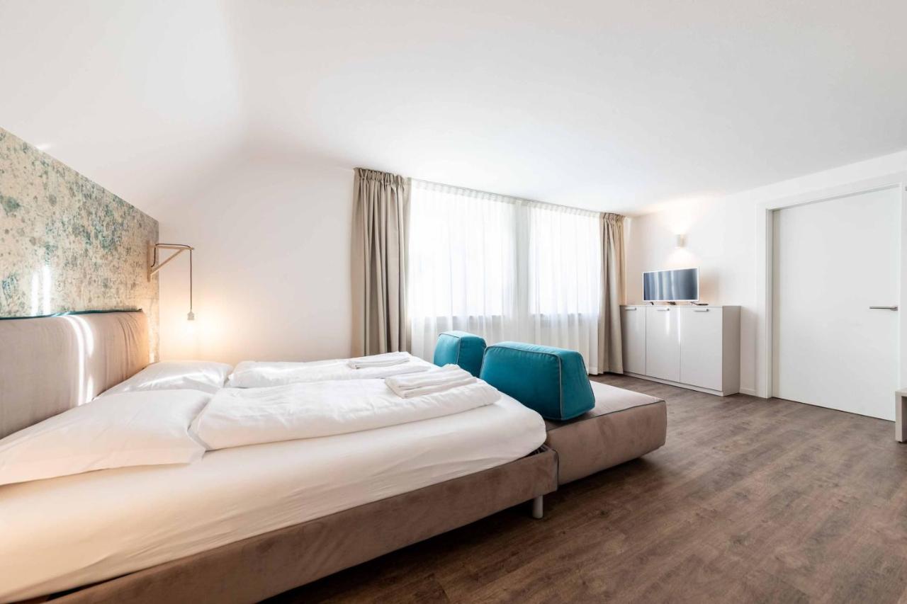 Stay Cooper L Guesthouse Zum Loewen Merano Exterior photo
