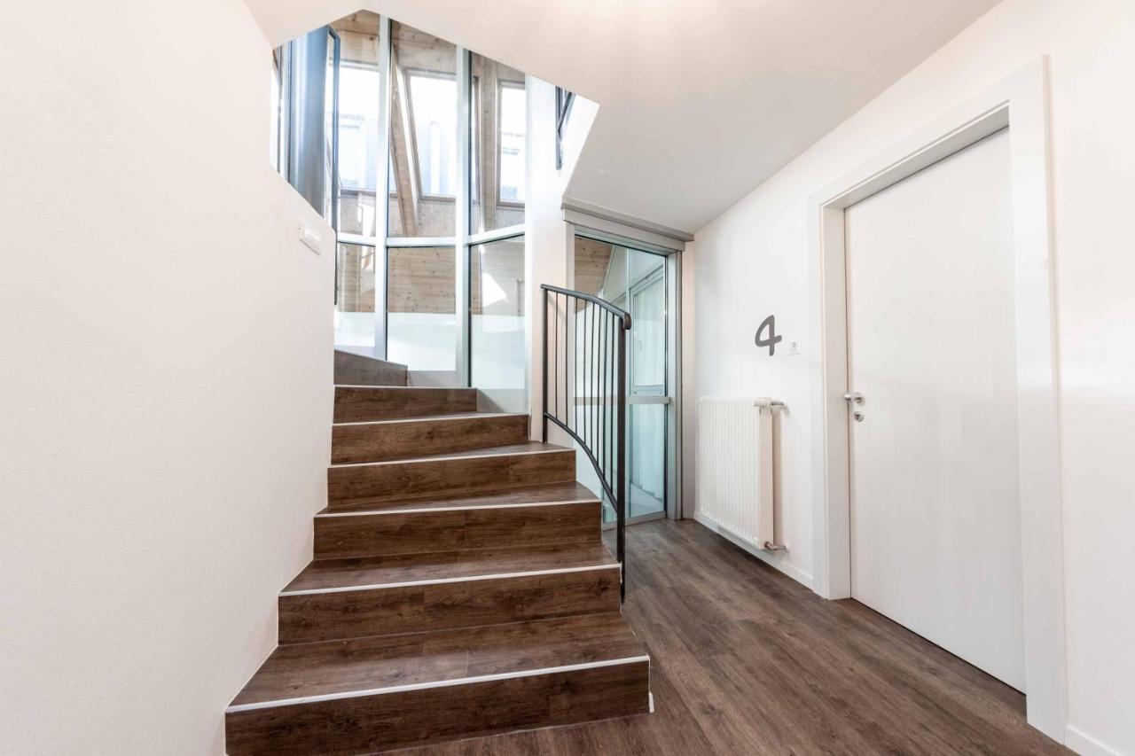 Stay Cooper L Guesthouse Zum Loewen Merano Exterior photo